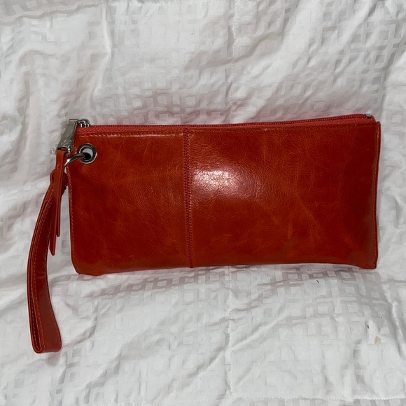 New HOBO Vida Wristlet